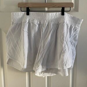 Lululemon Track That Mid Rise Lined Short 5”